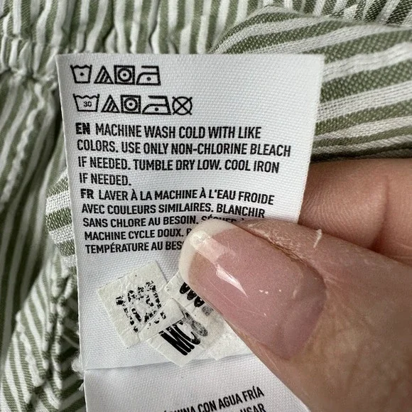 American Eagle Top Womens Medium Green Seersucker Halter Sleeveless Top Smocked - Picture 5 of 10